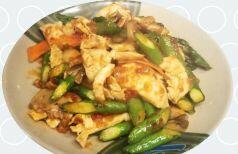 Asparagus Chicken In Lemon Grass Sauce